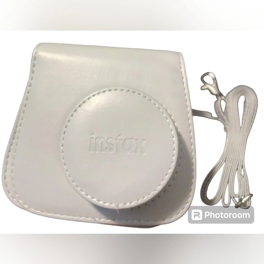 Fujifilm Instax Mini 9 Groovy Case in Smokey White (Grey)BNIB